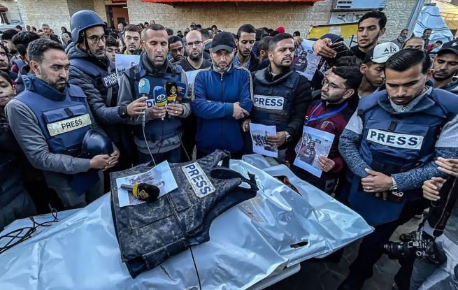 نداء عاجل من صحفيي غزة إلى زملائهم الدوليين لتوثيق جرائم الاحتلال