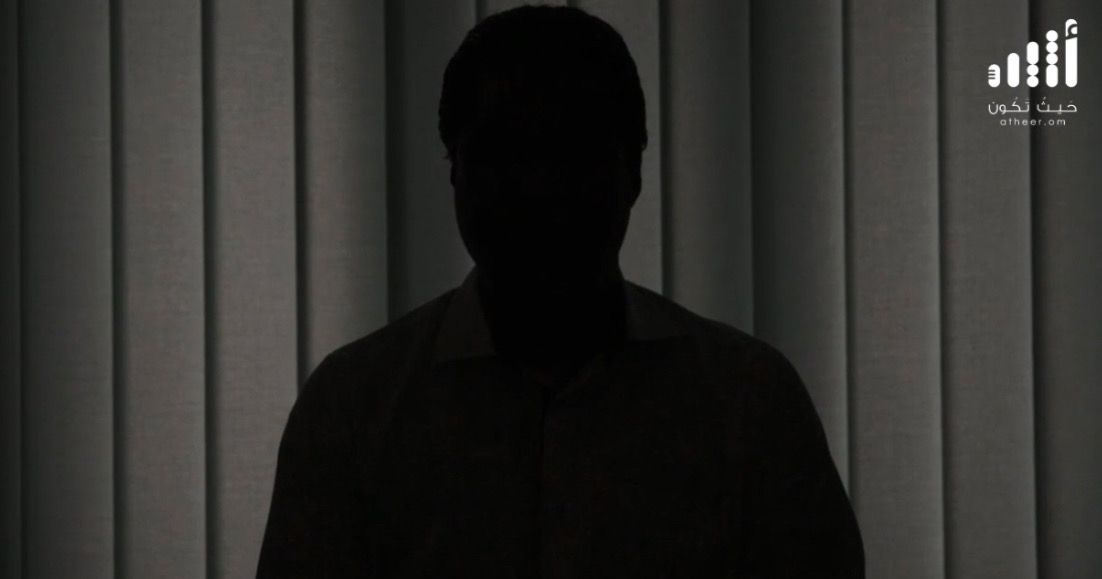 بدأ بالمواد الكحولية ووصل للمخدرات: متعافٍ يروي قصته المؤلمة ويوجّه رسائل للشباب