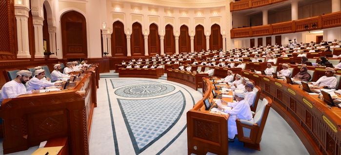 “الدولة” و “الشورى” يناقشان المواد محل التباين في خمسة مشروعات قوانين