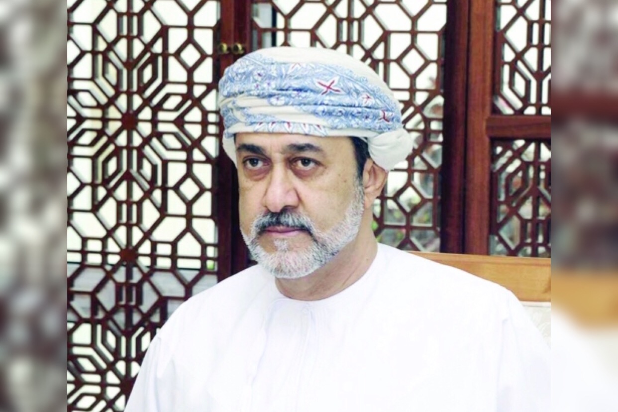 هيثم بن طارق يصدر قرارًا وزاريًا