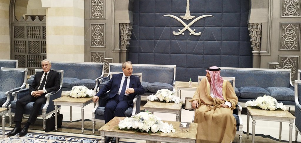 وزير الخارجية السوري يصل جدة السعودية