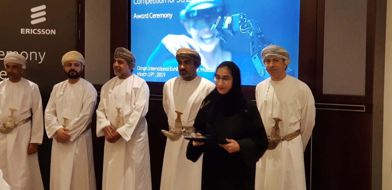 عمانتل تحتفل بتكريم الفائزين في مسابقة تطبيقات تقنية