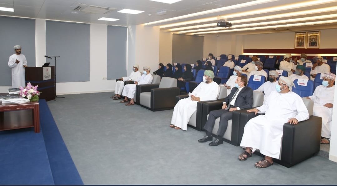 تدشين كتاب إدارة الهيئات الرياضية الأولمبية بالعربية