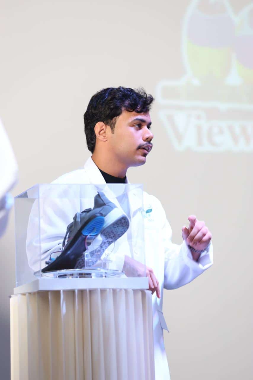 قد يمنع حدوث الغرغرينا: ابتكار عماني يحمي القدم السكرية من التقرحات والالتهابات