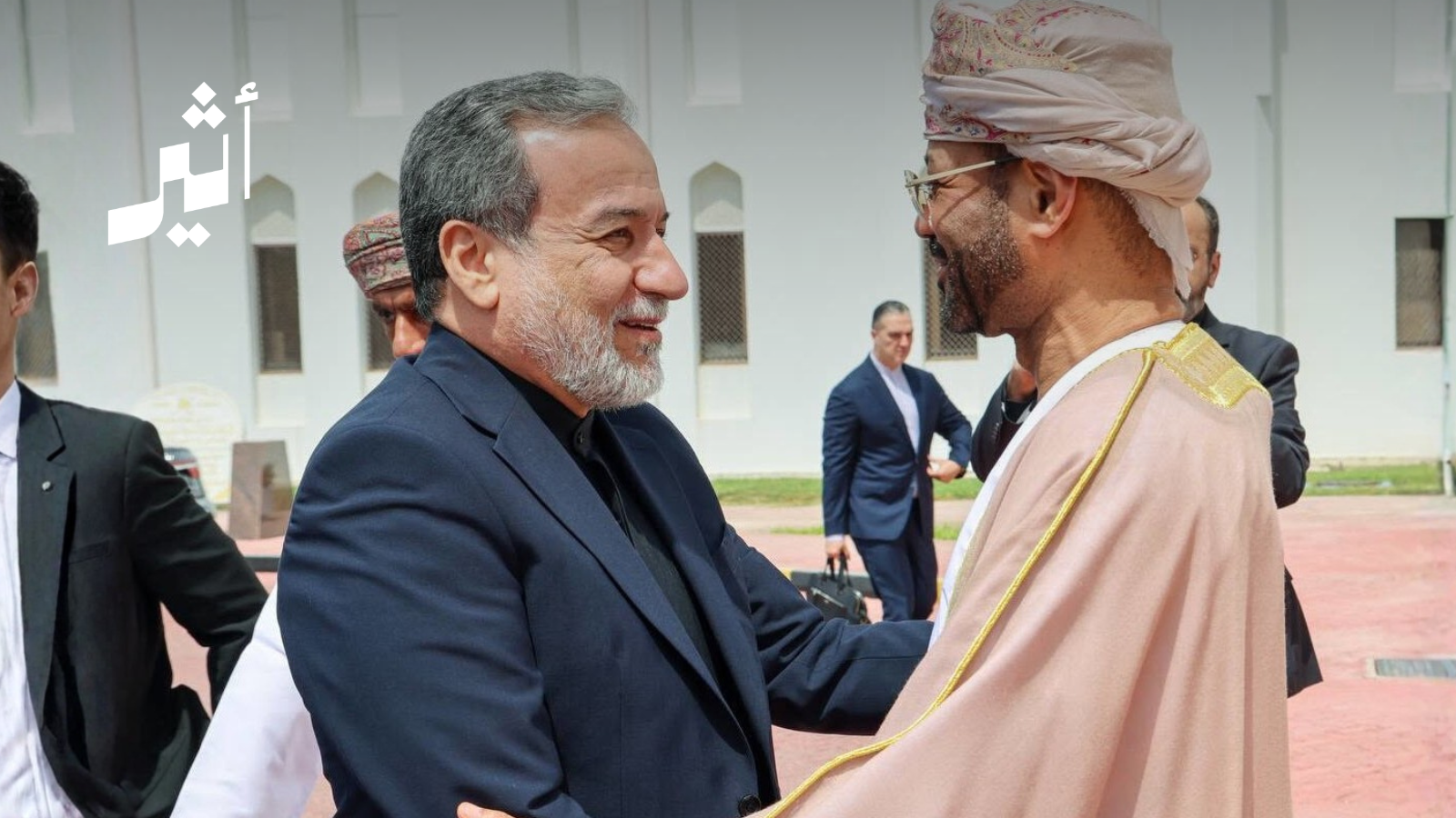 اجتماع مسقط: هل تقترب ترتيبات جديدة للملاحة في مضيق هرمز؟