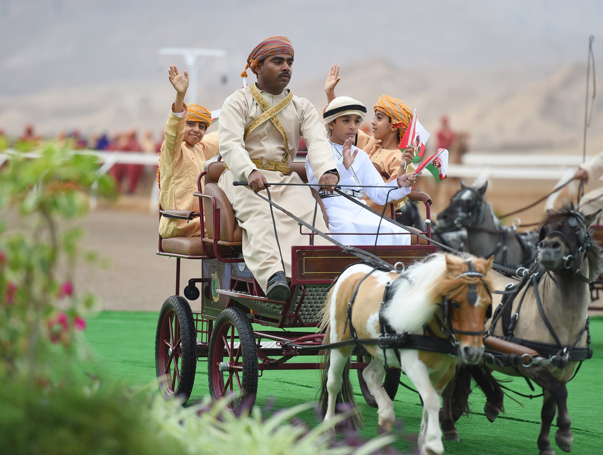 برعاية من سمو السيد ذي يزن: تعرّف على الفائزين في سباق الخيالة السلطانية