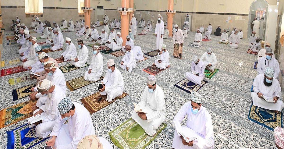 تعميم من الأوقاف حول الالتزام بالإرشادات الصحية أثناء صلاة عيد الأضحى المبارك