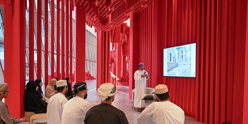 مبادرة ”إحياء العمارة“ تستقطب الزوار في متحف عُمان عبر الزمان