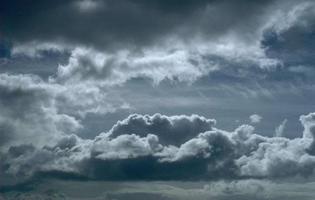 بأجواء باردة..تأثير الأخدود مستمر والهيئة توضح التوقعات