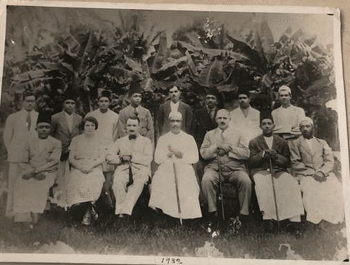 مسيرته حافلة بالكثير: ماذا تعرف عن المعلّم العُماني الذي قام بدور مهم في النشاط التعليمي بشرق أفريقيا