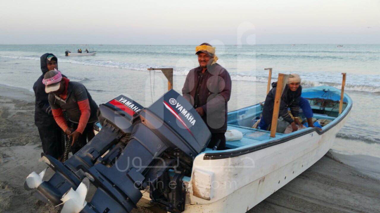 بالفيديو والصور: ممارسات خطيرة على السواحل الشرقية والجنوبية. .ومواطنون “يُعانون” و”يناشدون”