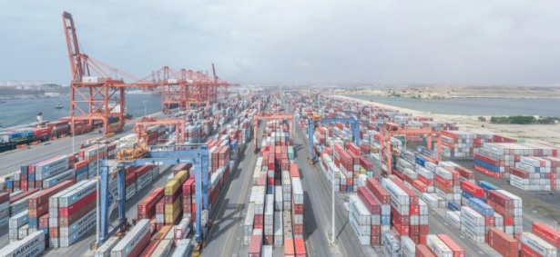 3 دول خليجية تستحوذ على 76.5 % من صادرات سلطنة عمان للدول العربية