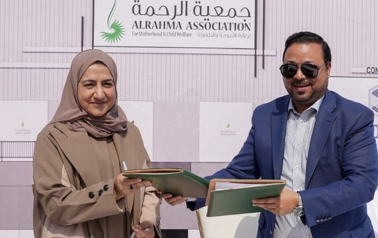 بأكثر من 260 ألف ريال: “الرحمة” توقع اتفاقية لبناء مخزن سيخدم احتياجات الأسر المتعففة