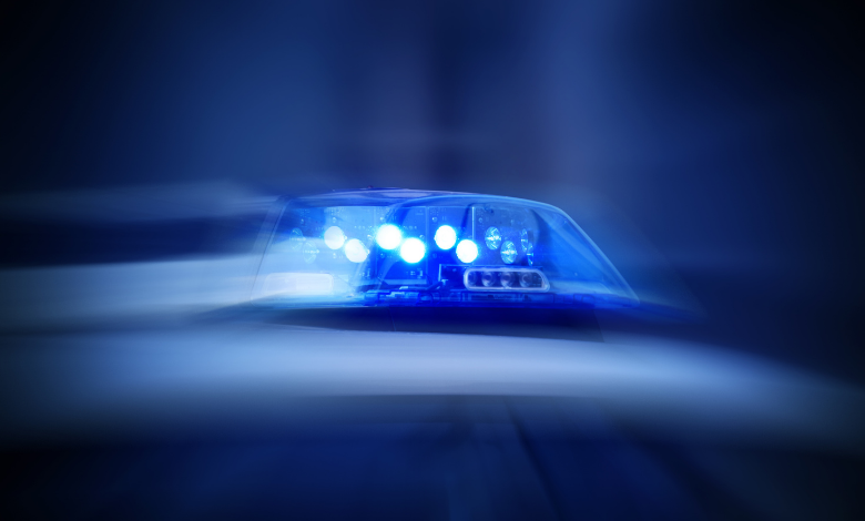 ضبط شخصين دخلا منزلا وسرقا مركبة منه