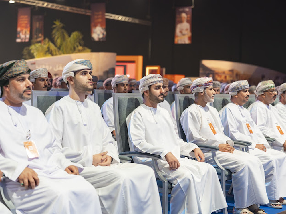 سمو السيد ذي يزن بن هيثم آل سعيد يرعى انطلاق معًا نتقدم