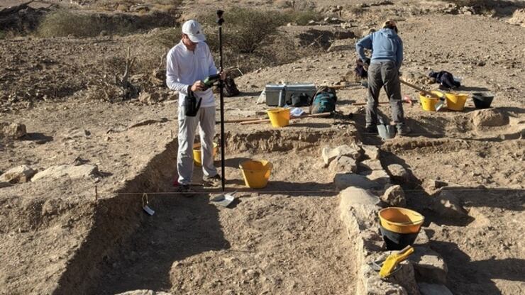 من 5 إلى 103 ريالات: تحديد رسوم لـ 5 خدمات