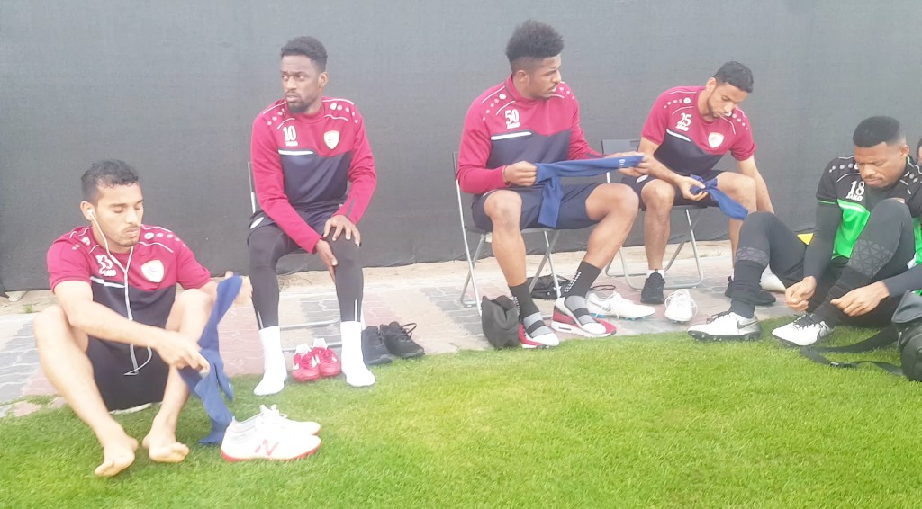 استعدادًا لإيران: محسن جوهر يشارك في التدريبات الجماعية