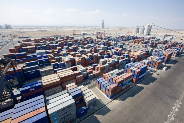 الاستثمار الأجنبي في السلطنة يقترب من 10 مليارات ريال