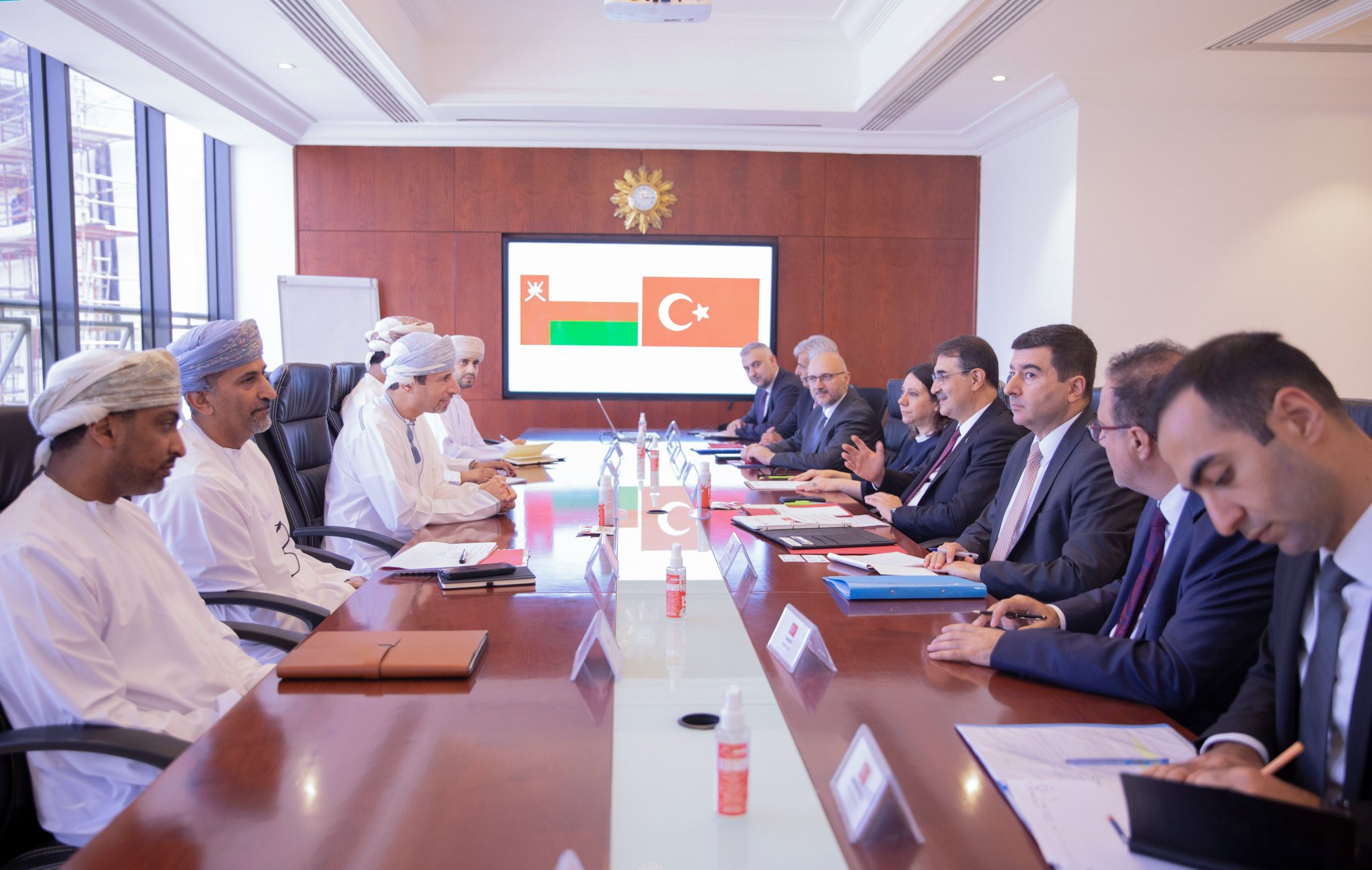 جلسة مباحثات عمانية – تركية في مجالات الطاقة