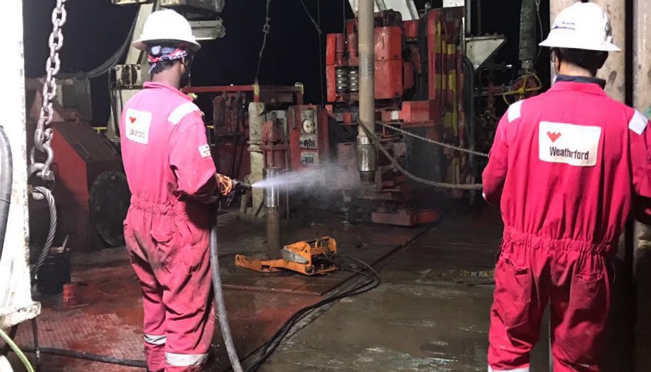 تسريح عمّال من شركة وذرفورد.. والشباب يطالبون بالتدخل العاجل