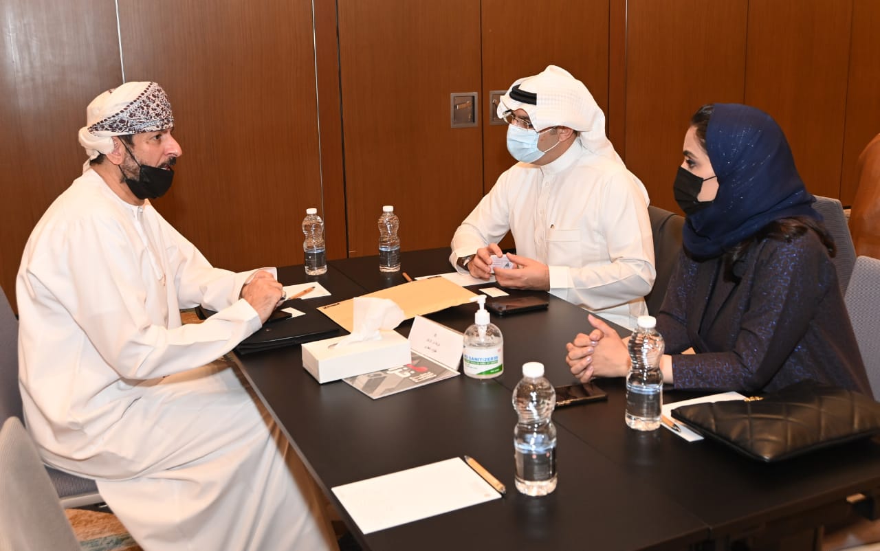 من الوصول حتى المغادرة: أبرز ما تم في زيارة الوفد السعودي للسلطنة