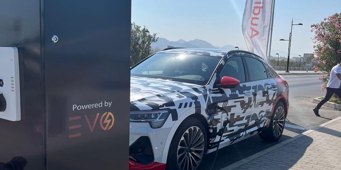 يتضمن 3 مراحل: “النقل” تطلق برنامجًا خاصًا لخفض انبعاثات الكربون