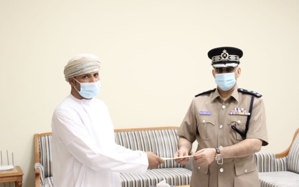 الشرطة تكرّم ثلاثة مواطنين