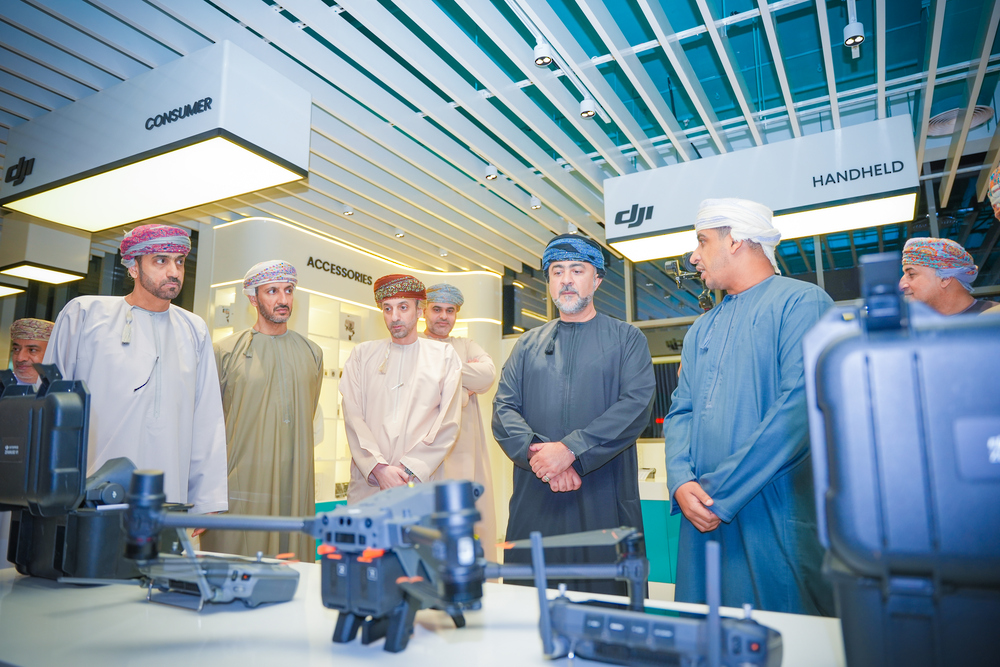 مسقط تحتضن أول صالة متخصصة للطائرات المسيّرة