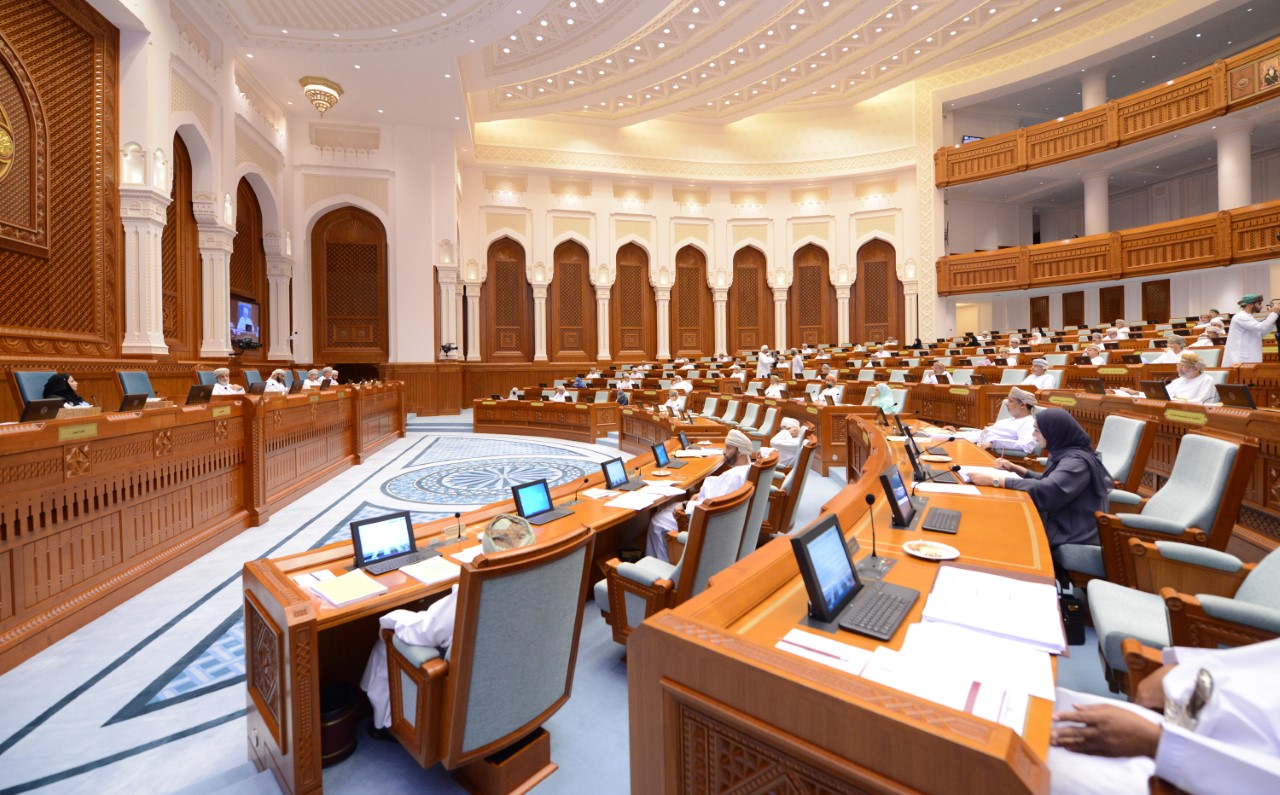 السعدي والندابي يوضحان حول قانون مجلس عُمان الحالي