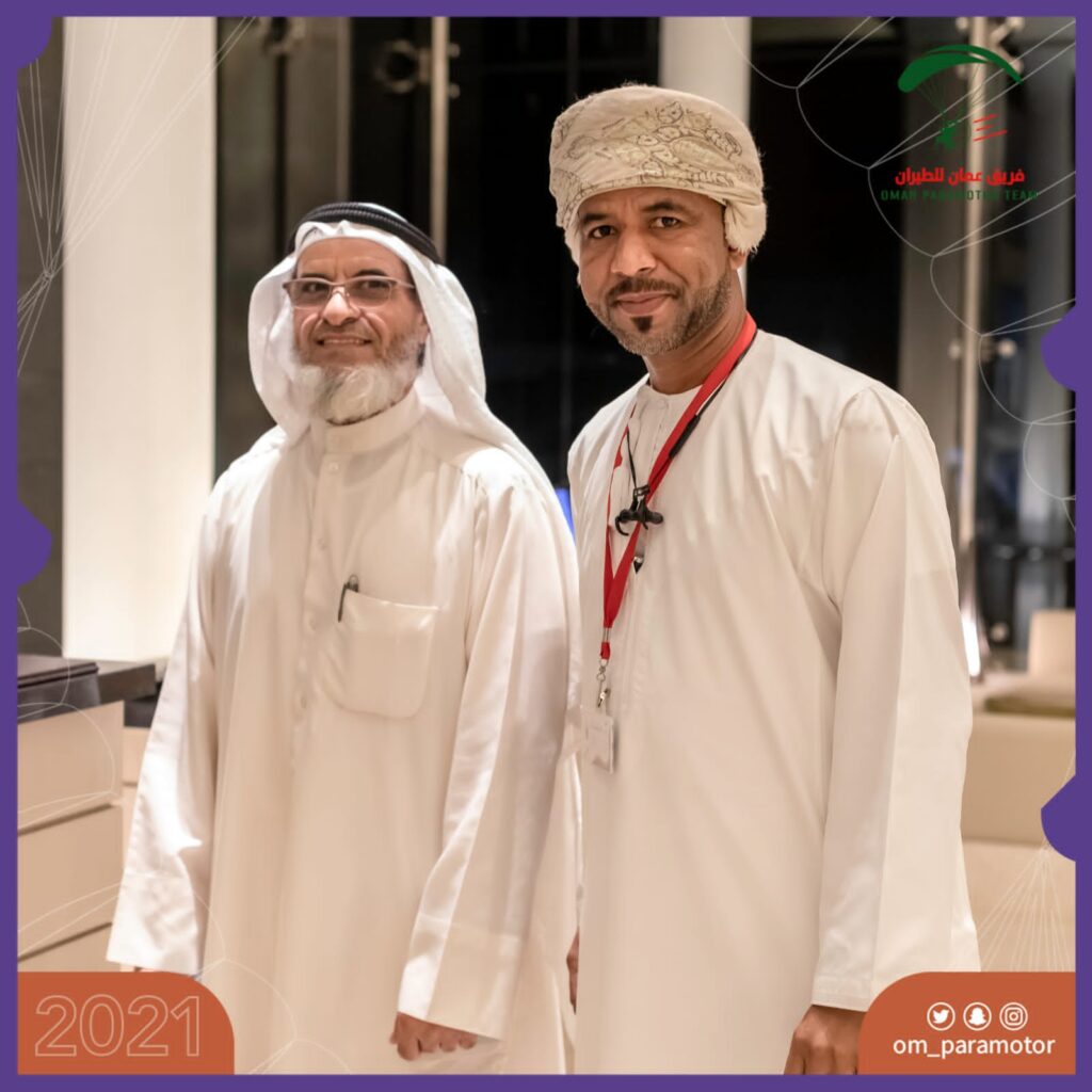 بالصور: رئيس أحد الاتحادات الدولية يصل إلى السلطنة