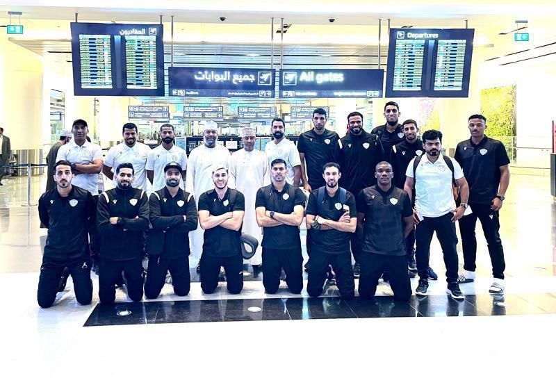 ناديان عمانيان يغادران إلى تونس