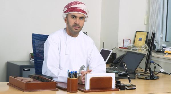 استقالة رئيس مجلس إدارة “مسقط للتأمين
