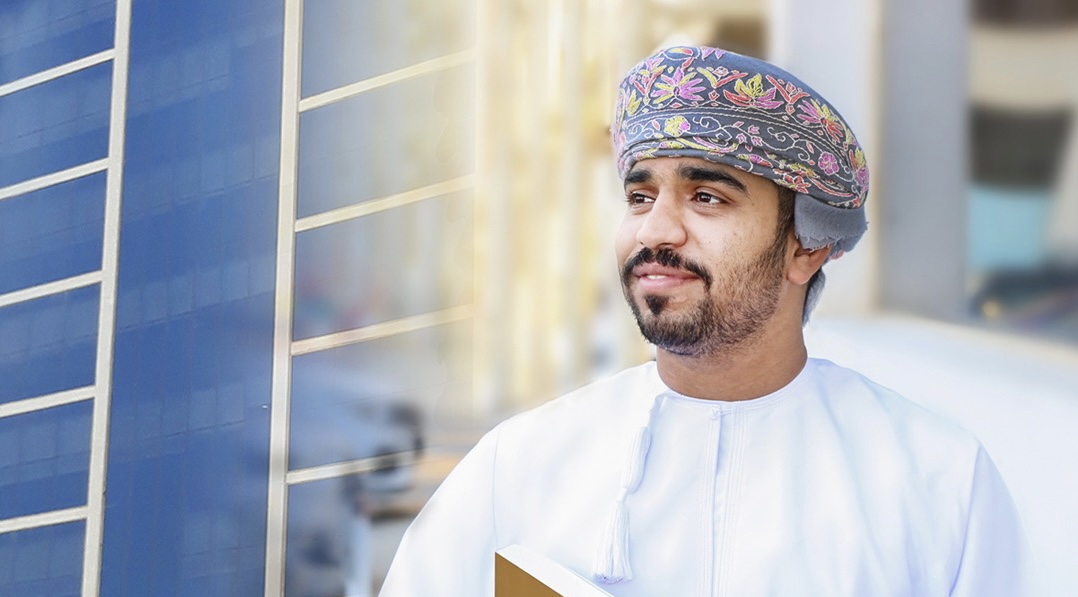 معهد سعيد الشحري؛ أوّل معهد عمانيّ مختصّ حصريّا في التّدريب القانونيّ
