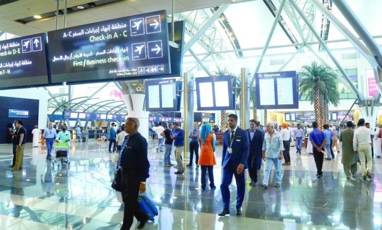 تمديد تسجيل عقود العمل للوافدين