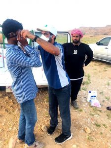 بالصور: رصد بؤر لتجمعات الجراد الصحراوي والزراعة تتعامل معها