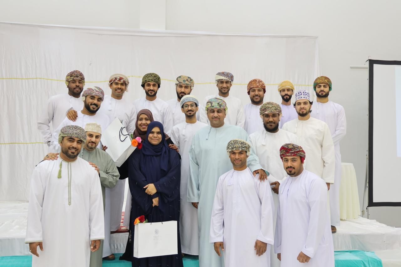 للمسنين المقعدين: هناك مبادرة خيرية لنقلهم من مكان إلى آخر