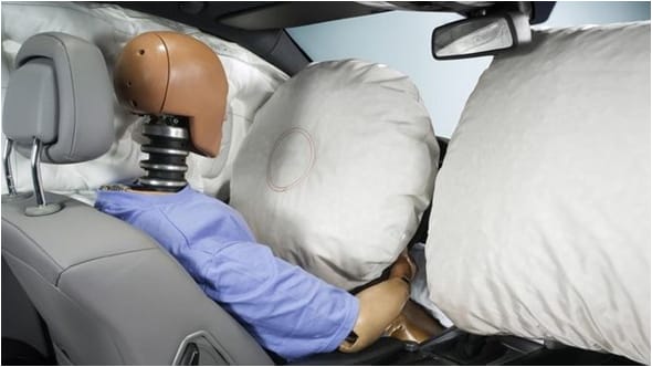 خلل في الوسائد الهوائية يؤدي إلى استدعاء أكثر من ألفي سيارة في السلطنة