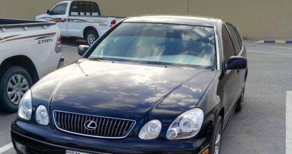 ضبط مفحط خليجي في صحار