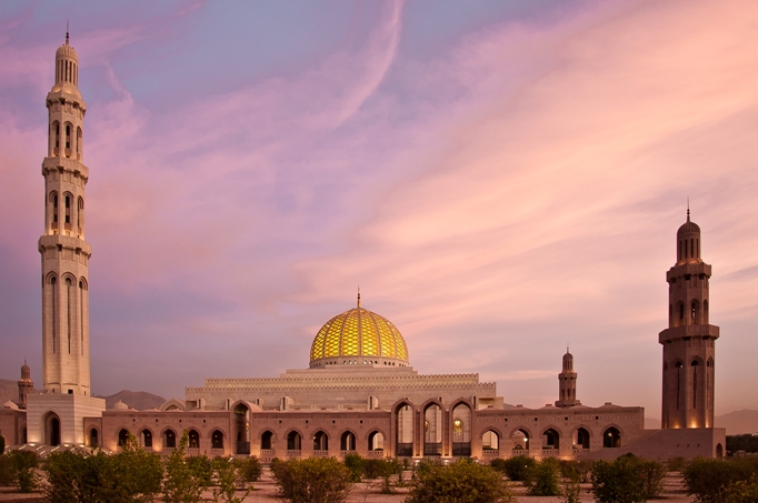 بجانب دولتين أجنبيتين: السلطنة الدولة الأكثر أمانًا للسياحة لـ 2019
