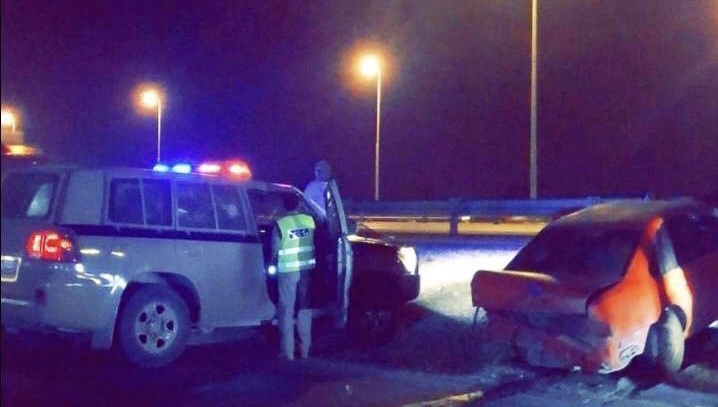 القبض على مُفحط تسبب في حادث سير بالمصنعة