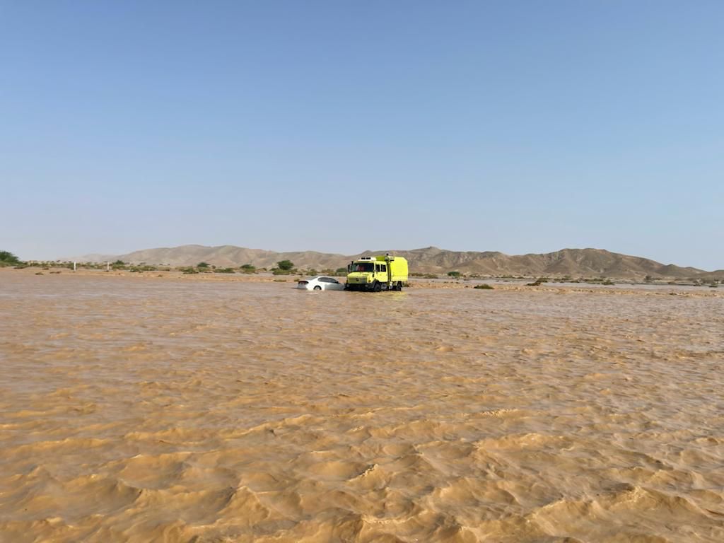 مسؤول في الشرطة يوضح عن بلاغات الأمطار وينفي ما يتداول عن العوابي