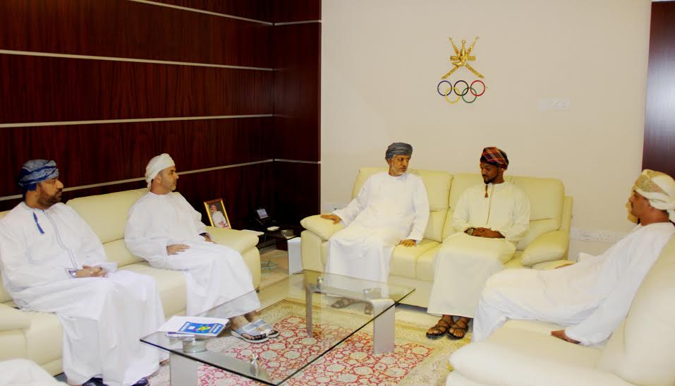 رئيس اللجنة الأولمبية يناشد ” بركات ” بالمزيد من الإنجازات