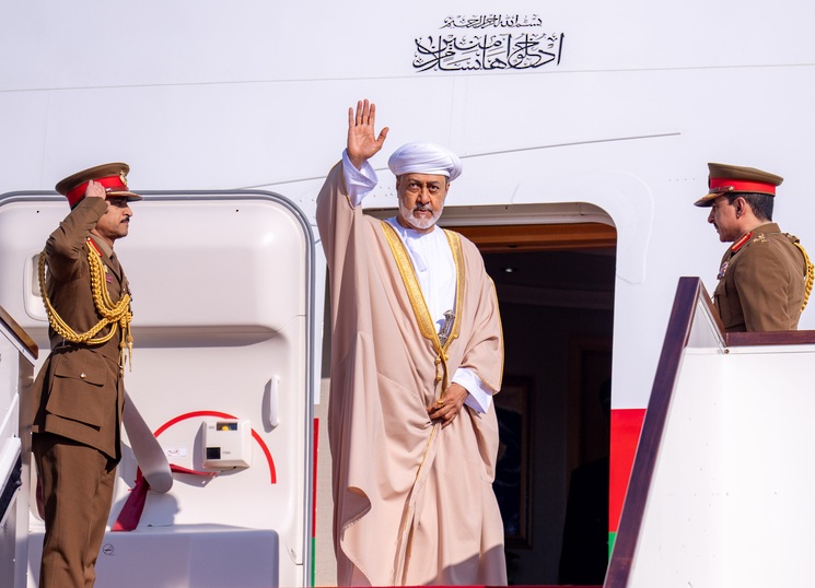 برعايةِ الرّحمن، جلالةُ السُّلطان يغادر البلاد للمُشاركة في قمة مجلس التّعاون الخليجي