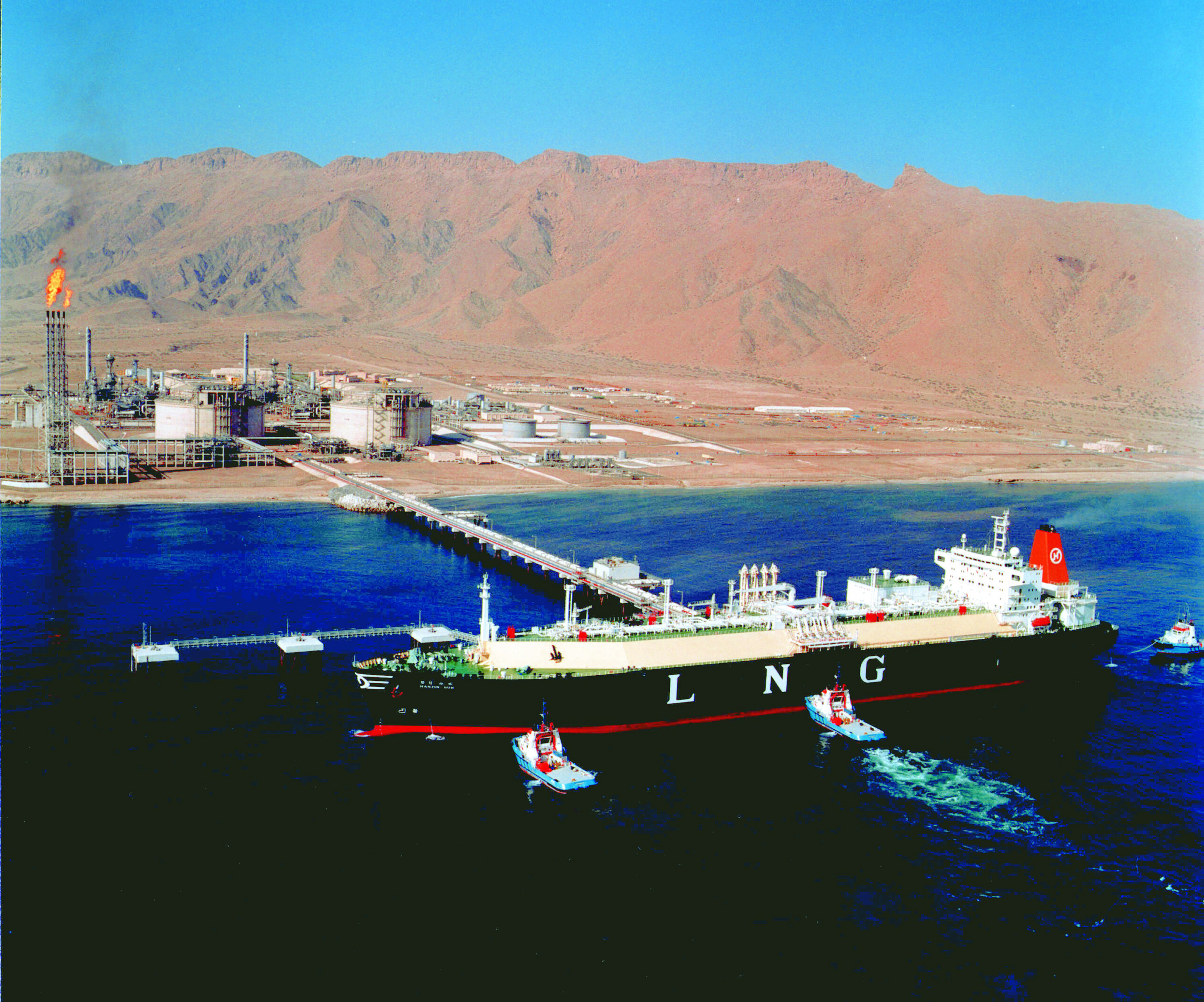 وجهة جديدة تستقبل الغاز العماني