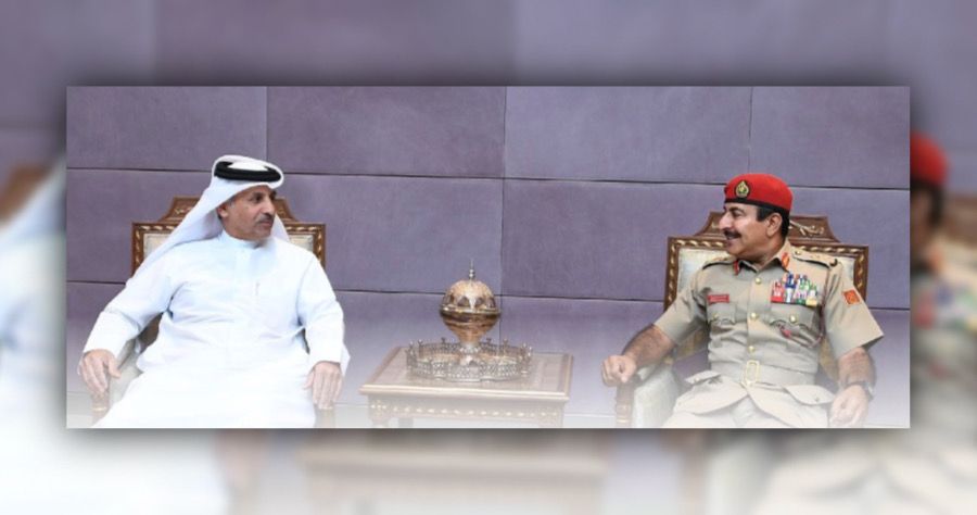 مسؤول عسكري قطري يصل سلطنة عمان