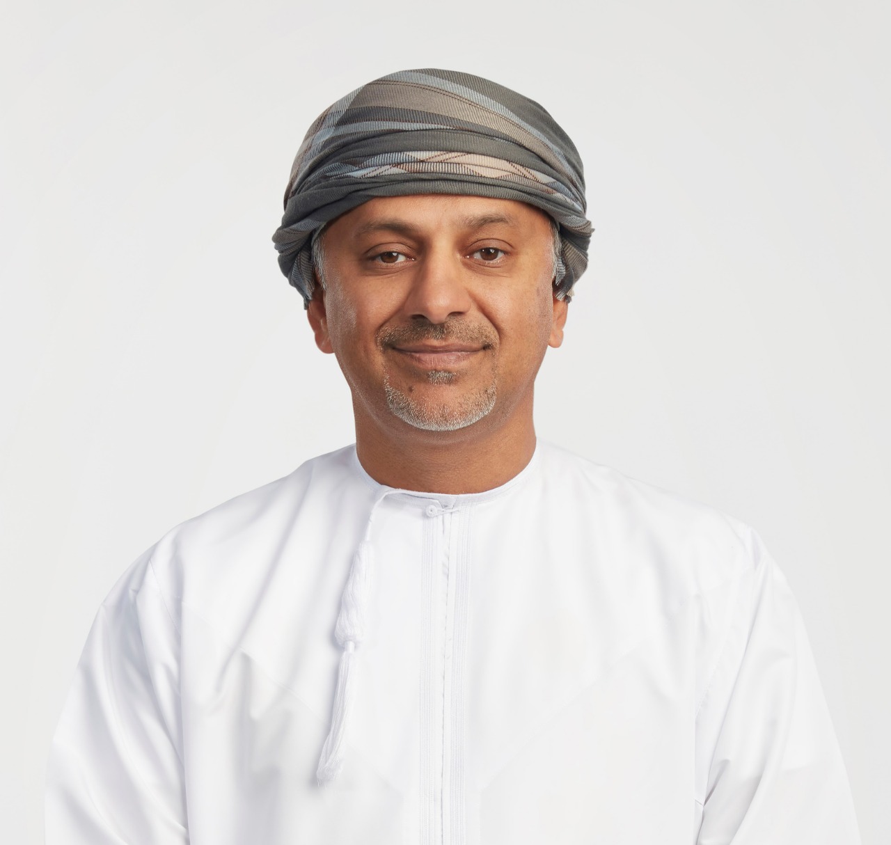 من خلال أصالة والجوهر: بنك مسقط يقدم لزبائن الخدمات المصرفية المميزة تجربة خاصة مع مزايا السفر المتعددة