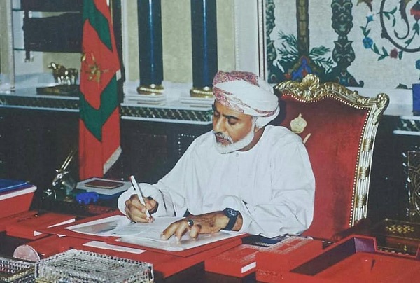 ماذا قال جلالة السلطان في عام 1988م عن انخفاض أسعار النفط وتأثيره على الشأن العماني؟!