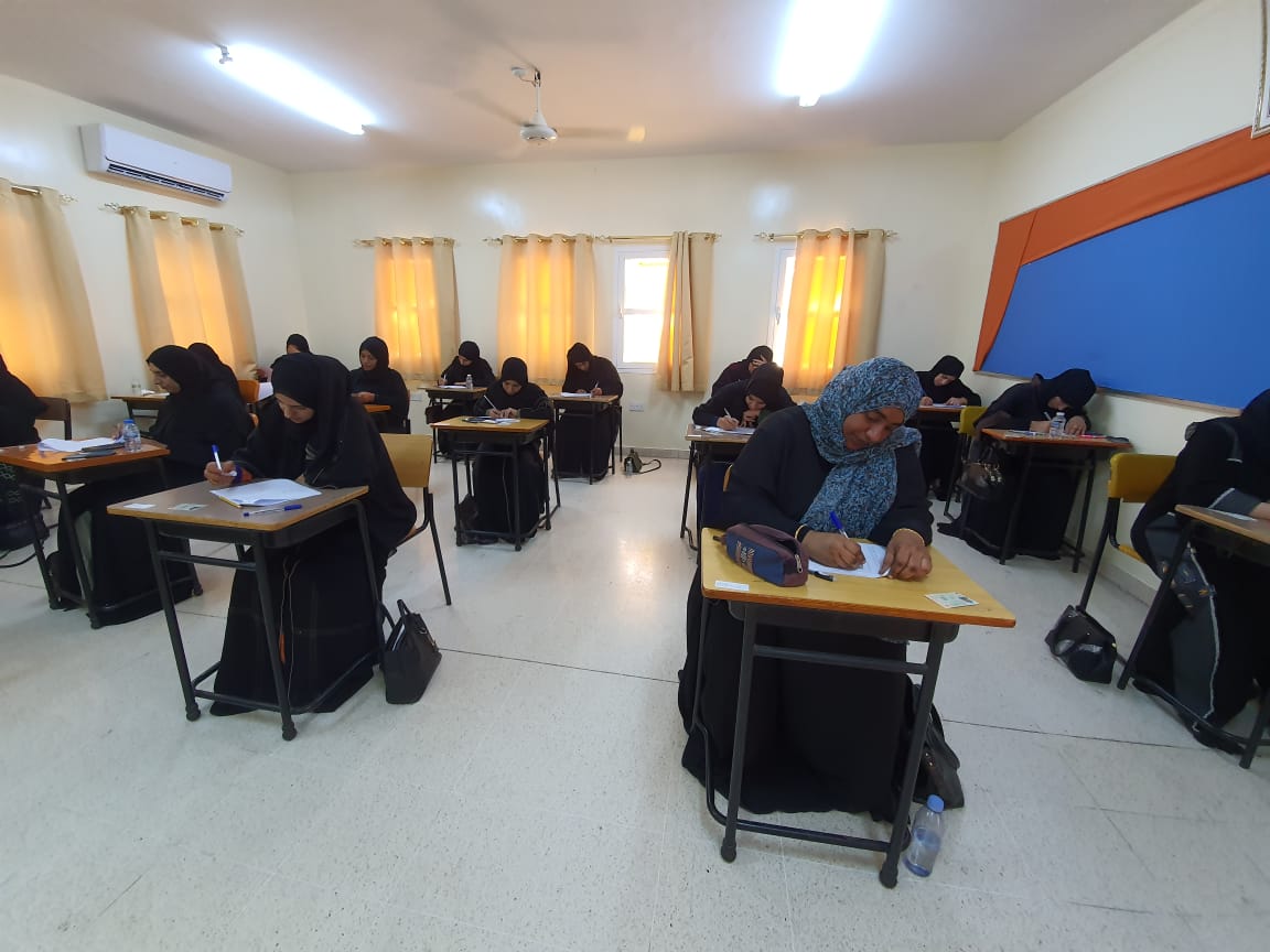 346 تربويا يتقدمون لامتحانات لوظائف إشرافية