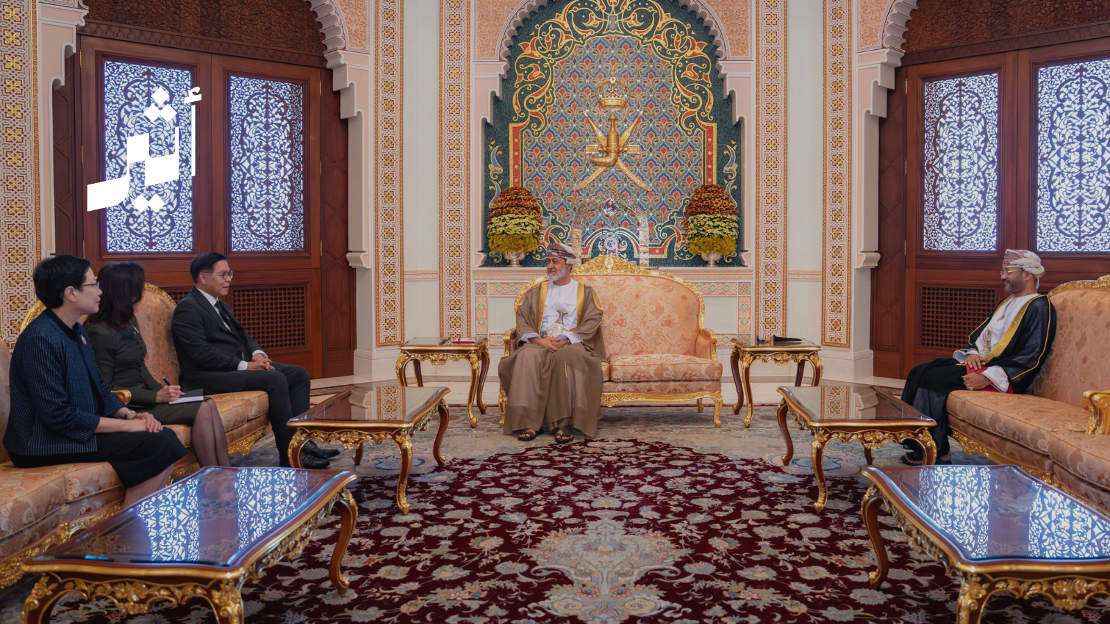 خلال لقاءه بجلالة السلطان: نائب رئيس الوزراء التايلندي يُشيد بجهود عُمان في إجلاء طاقم سفينة بمضيق هرمز
