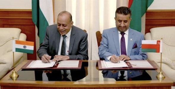 الزعابي يلتقي برئيس أركان الجيش الهندي